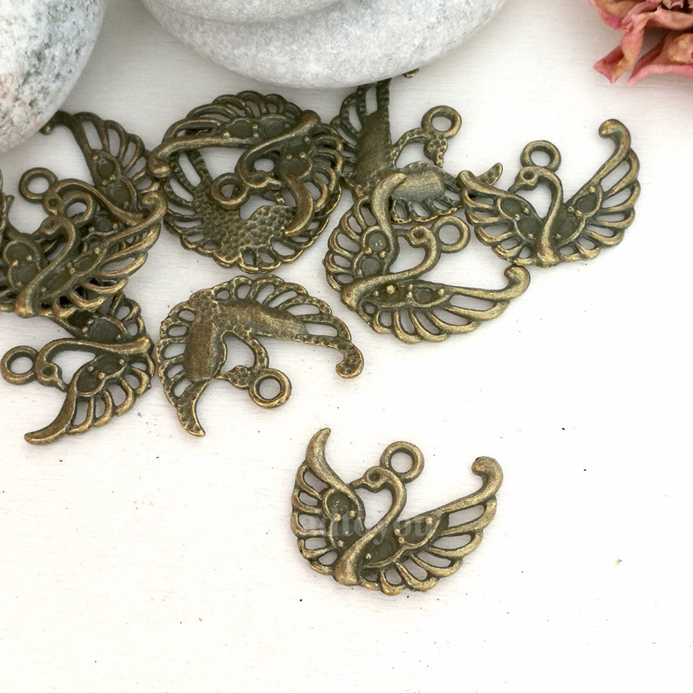 Swan charms, bird pendants. One sided. Antique bronze 14X18mm CM0040B