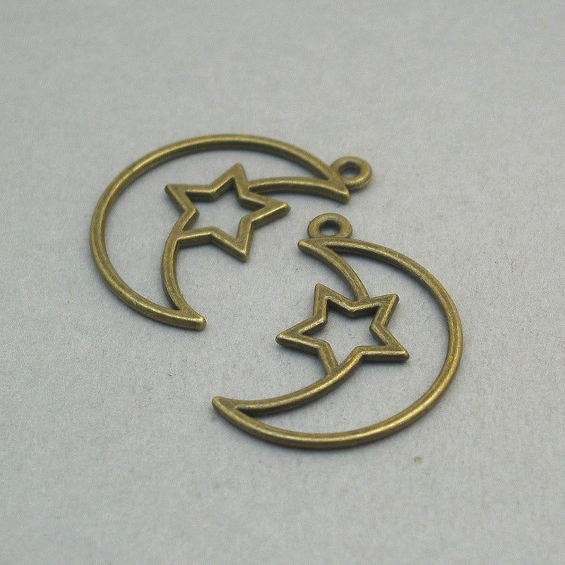 Moon star charms, crescent moon star pendants. Two sided. Antique bronze 25X37mm CM1722B