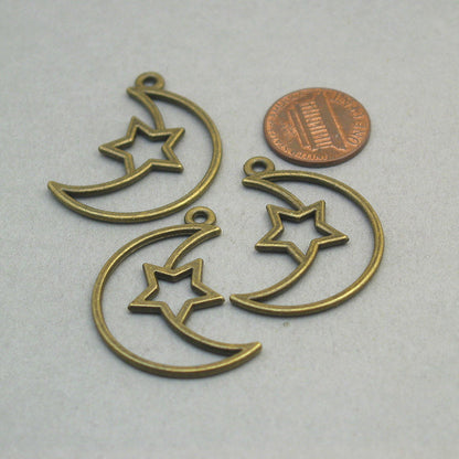 Moon star charms, crescent moon star pendants. Two sided. Antique bronze 25X37mm CM1722B