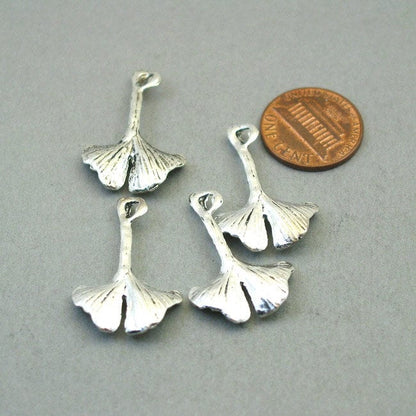 Ginkgo leaf charms, gingko leaf pendants. One sided. Antique silver 19X29mm CM1440S