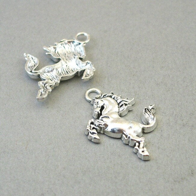 Horse charms, racing horse pendants. One sided. Antique silver 25X25mm CM1479S