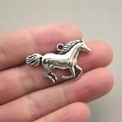 racing horse charm antique silver CM1135S