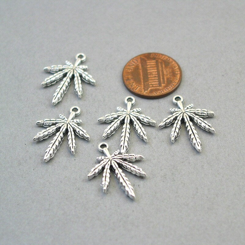 Weed charms, pot leaf pendants. Two sided. Antique silver 18X24mm CM1624S