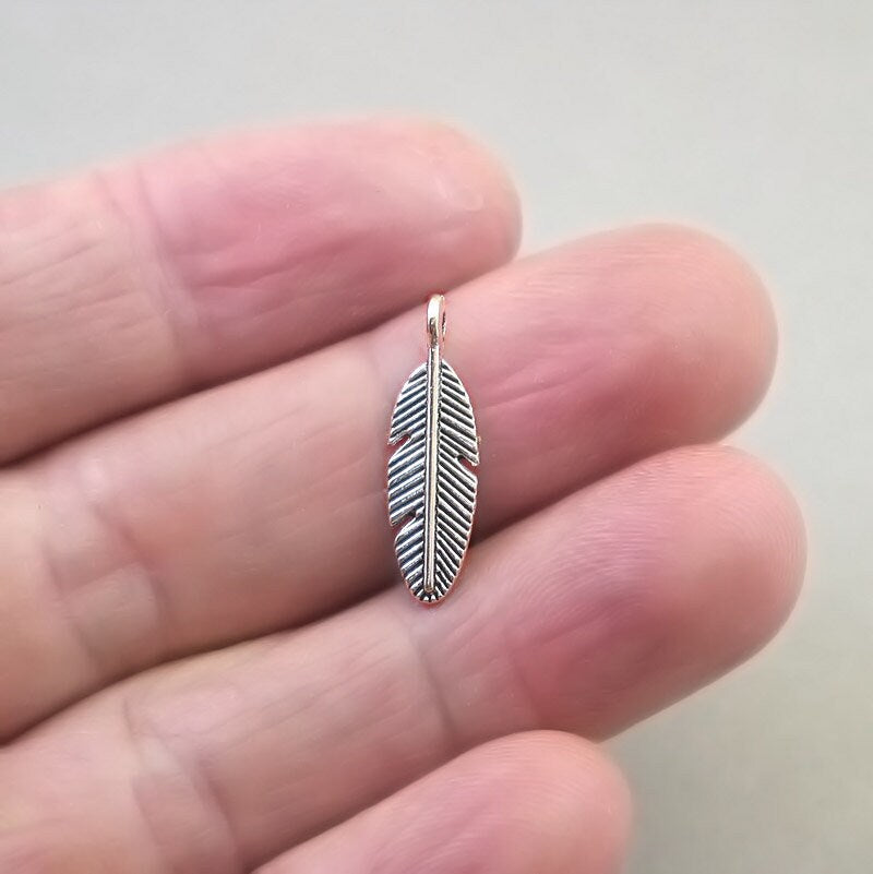 feather charm antique silver CM1639S