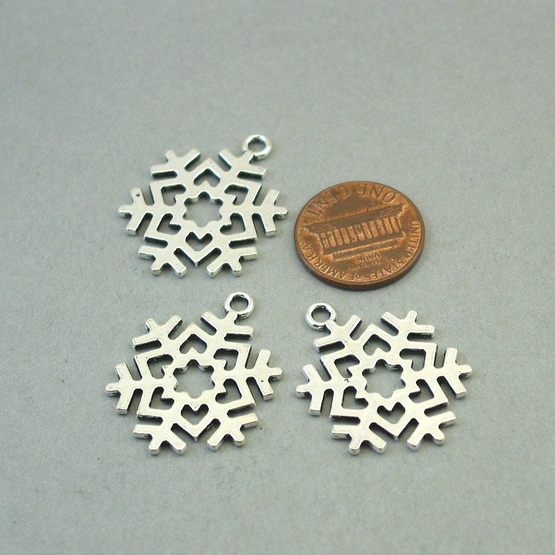 snowflake charm antique silver CM1678S