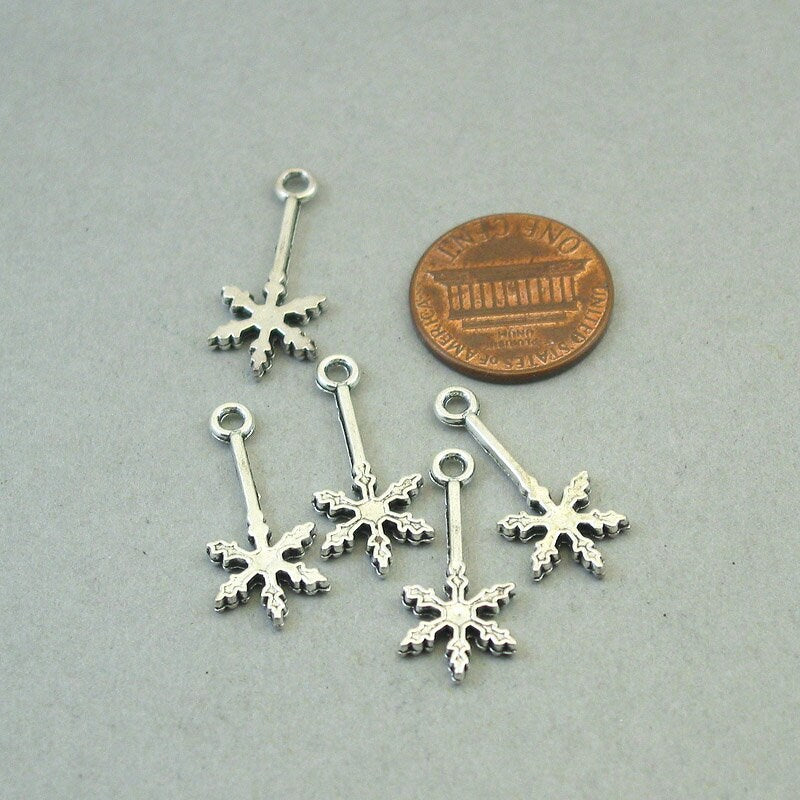 snowflake charm antique silver CM1679S