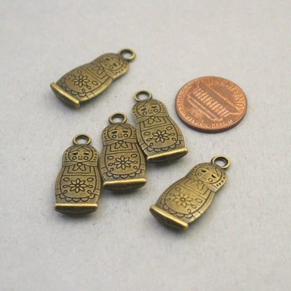 Russian doll charm antique bronze CM1725B