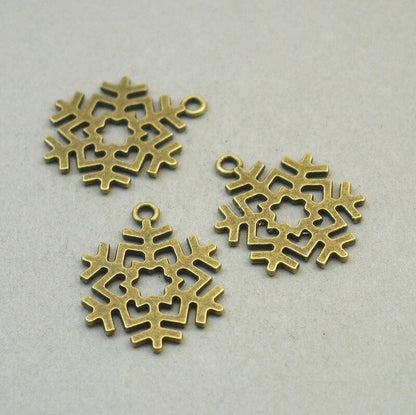 snowflake charm antique bronze CM1678B