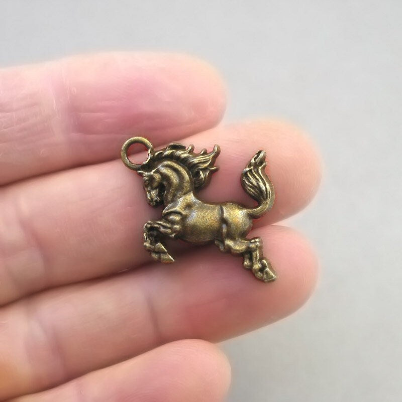 horse charm antique bronze CM1479B