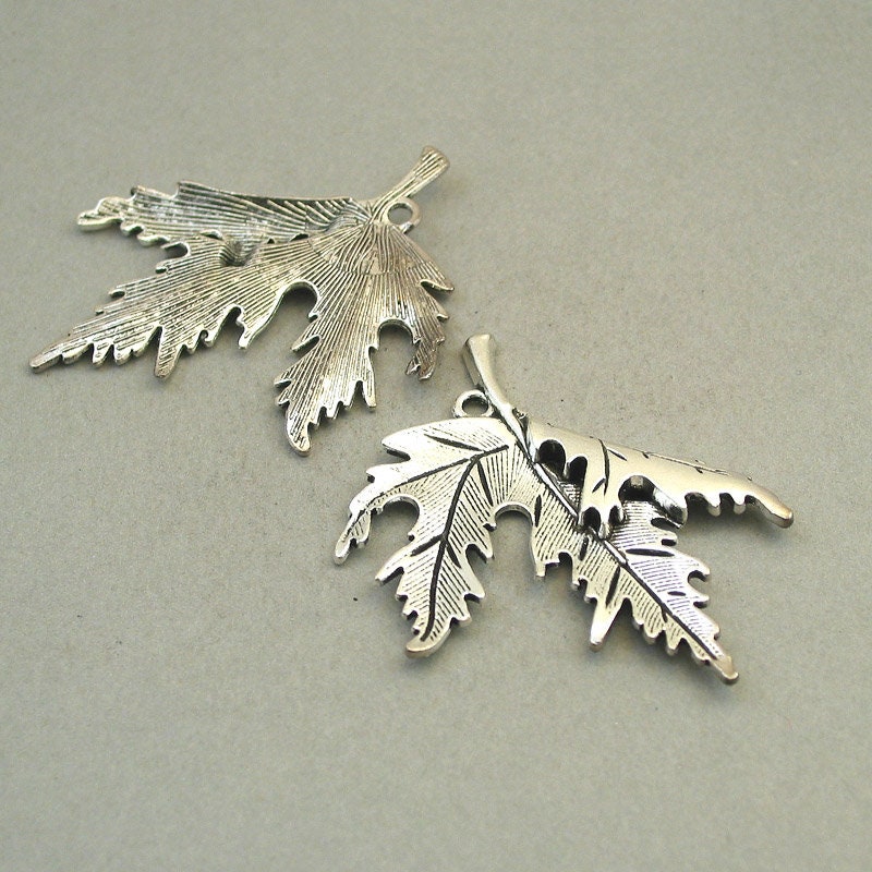 large folded maple leaf charm antique silver CM1745S