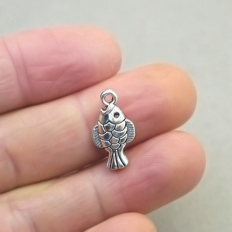 fish charm antique silver CM1793S