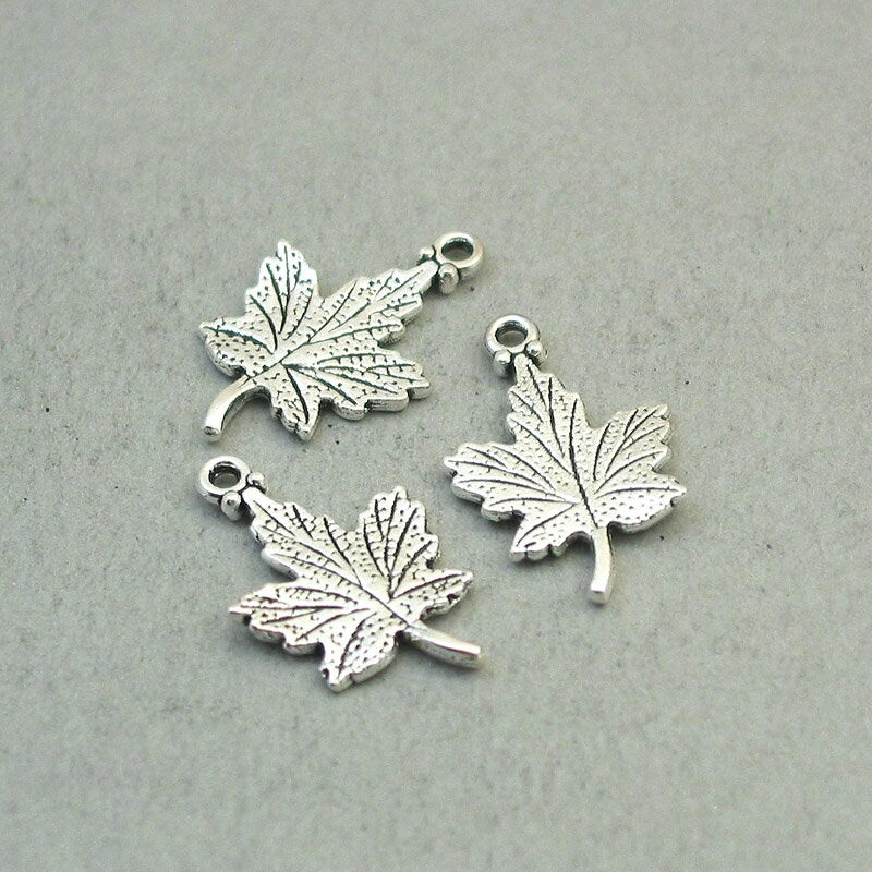 maple leaf charm antique silver CM1767S