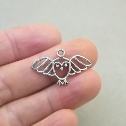 flying owl charm antique silver CM1766S