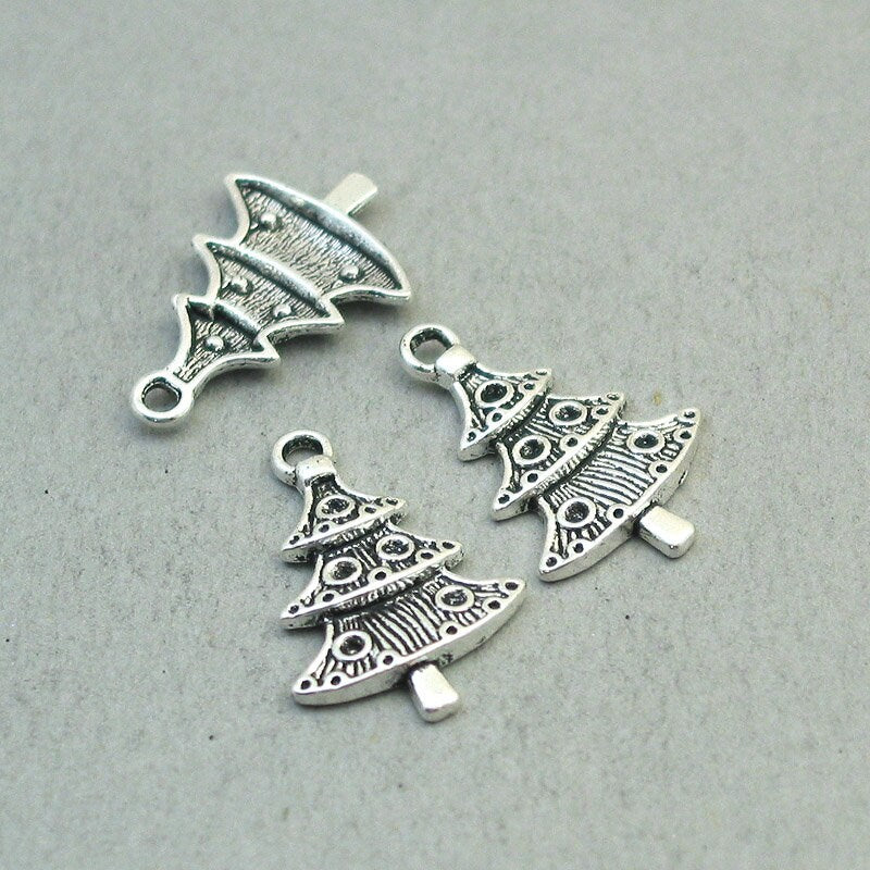 Christmas tree charm antique silver CM1828S