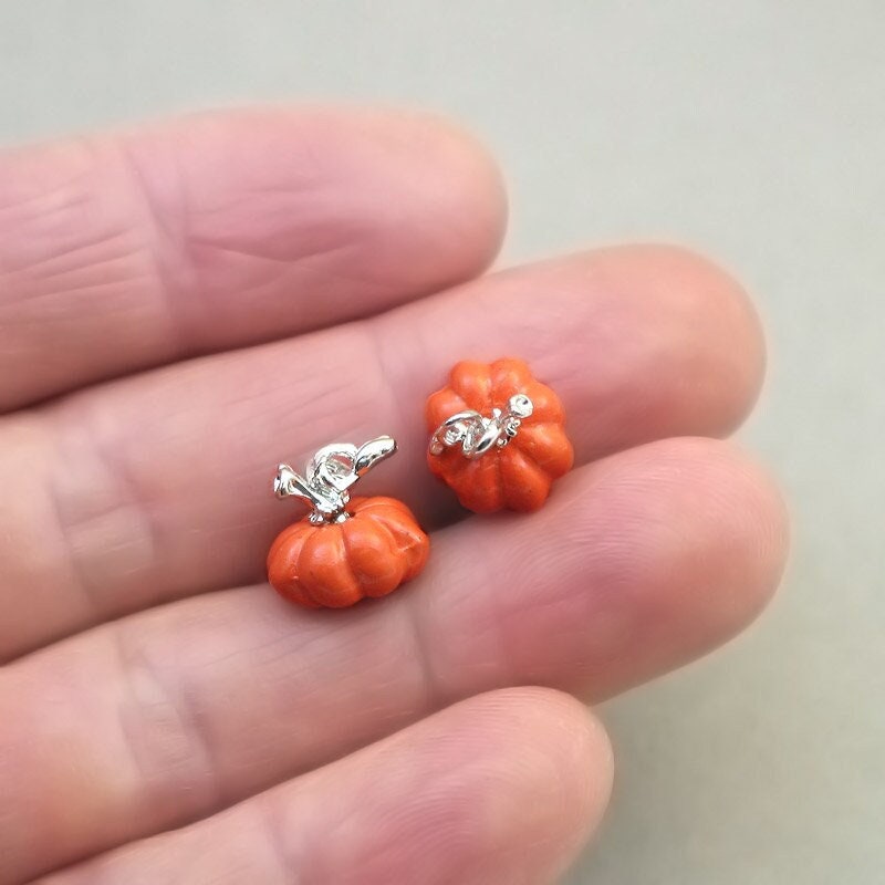 3D pumpkin charm CM1807S