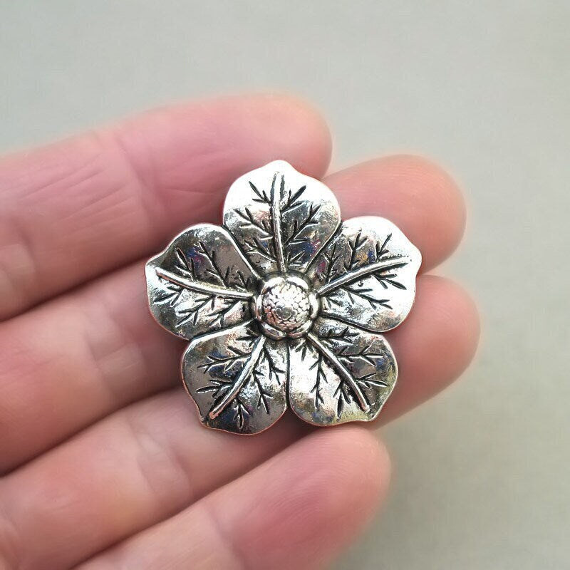 large flower charm antique silver CM1809S