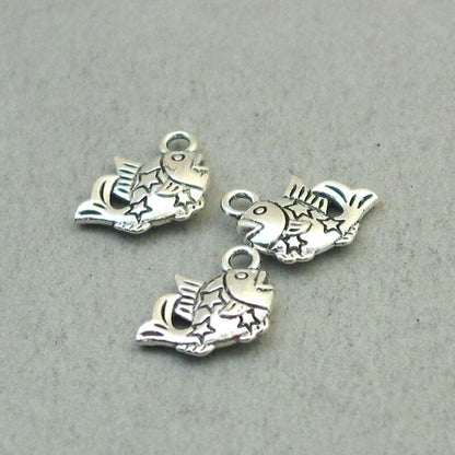 lucky fish charm antique silver CM1815S