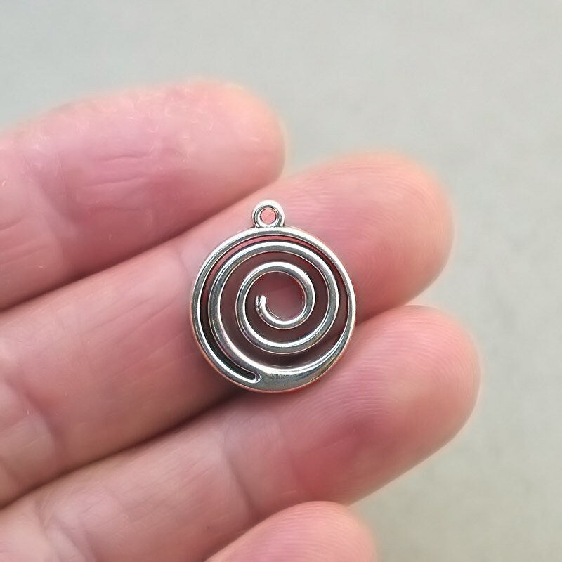 swirl charm antique silver CM1840S