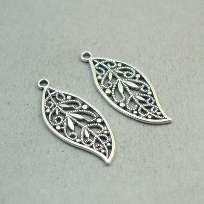 Leaf charms, filigree leaf pendants. Two sided. Antique silver 18X43mm CM1850S