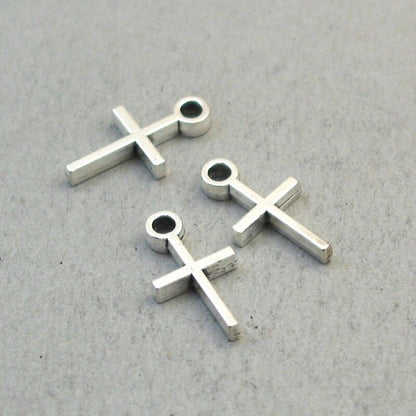 small cross charm antique silver CM1638S