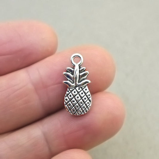 pineapple charm antique silver CM1857S