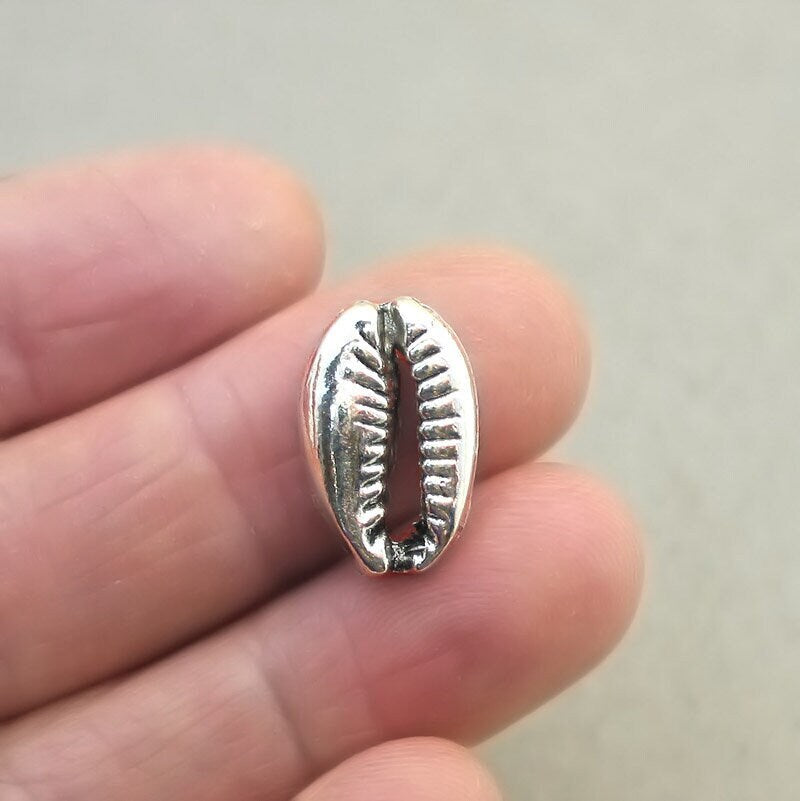 cowrie shell charm antique silver CM1859S