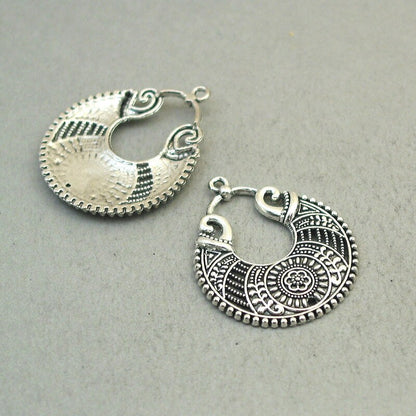 Bohemian crescent charm connectors, tribal flower drop filigree link pendants. One sided. Antique silver 28X35mm CM1861S