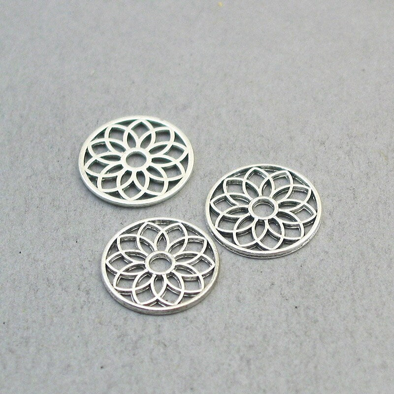 Flower charm connectors, lotus link pendants. Two sided. Antique silver 17mm CM1863S