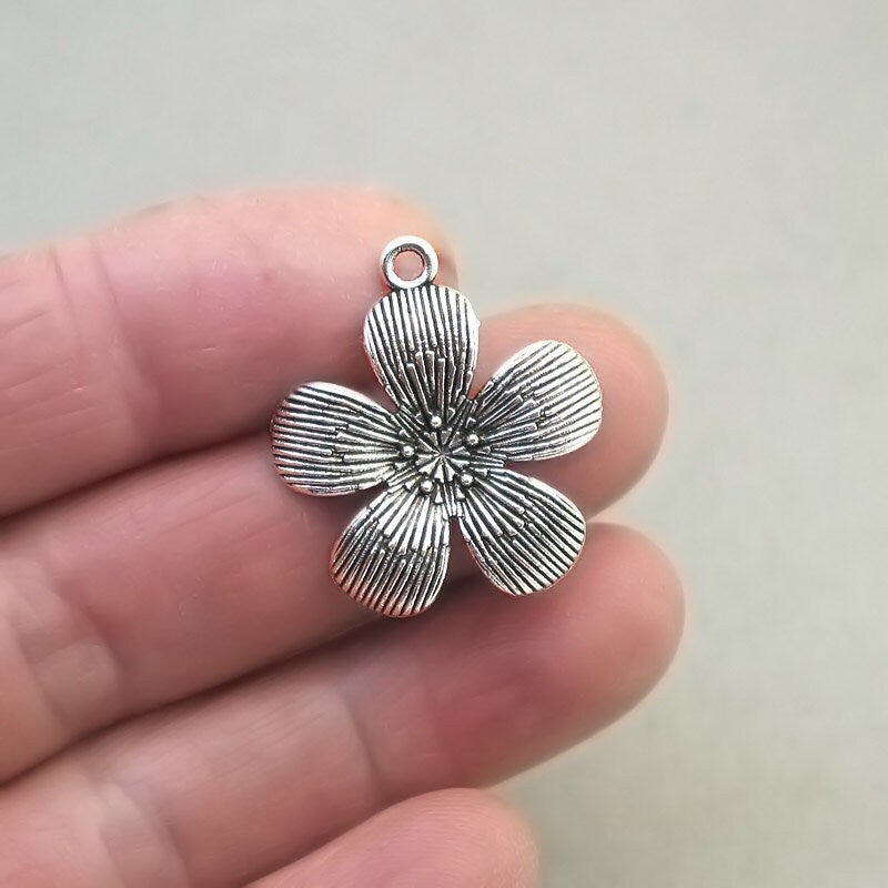 large flower charm antique silver CM1868S