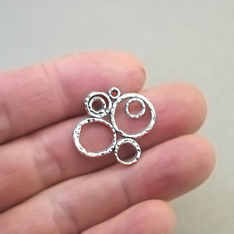 abstract circles charm connector antique silver CM1867S