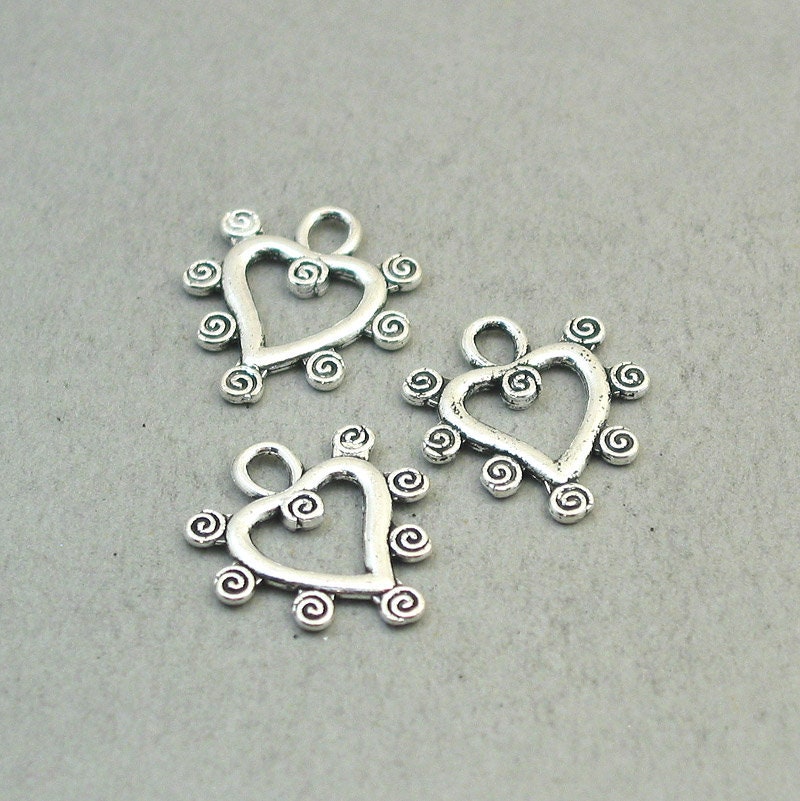 Flower heart charms, rose heart pendants. Two sided. Antique silver 19X21mm CM1873S