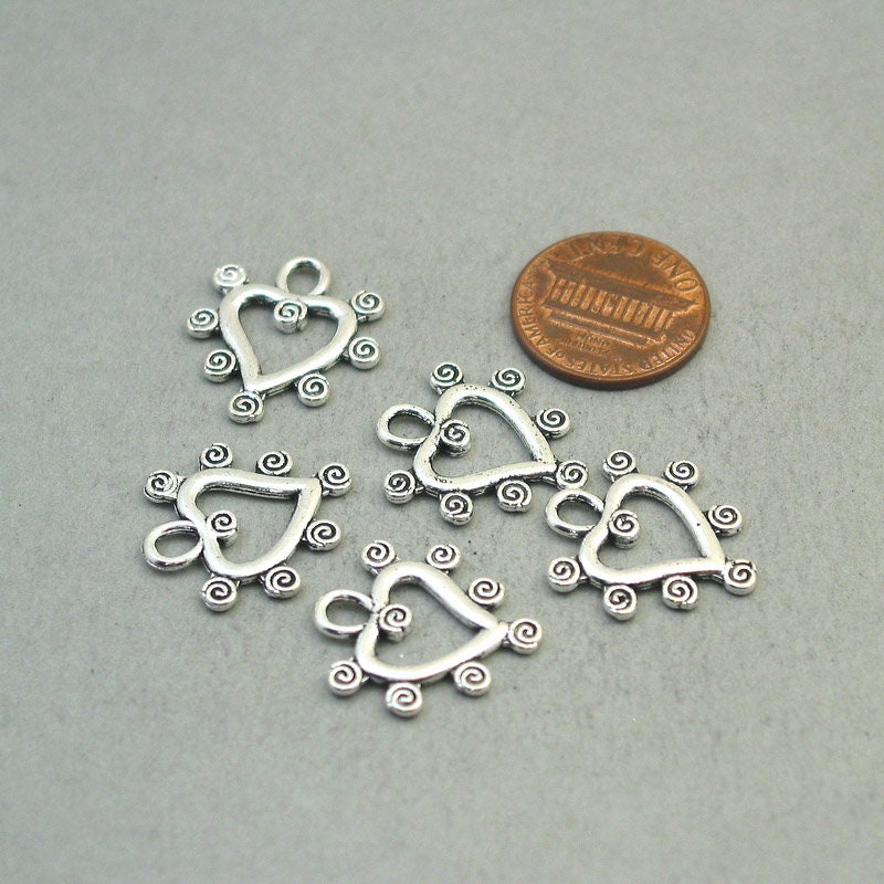 Flower heart charms, rose heart pendants. Two sided. Antique silver 19X21mm CM1873S