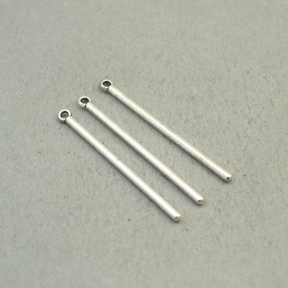 Long stick charms, round bar modern minimal pendants. Antique silver 2X41mm CM1880S