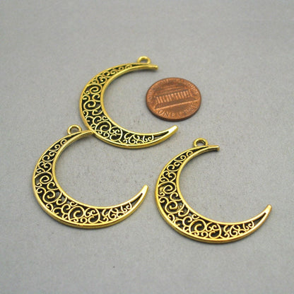 Moon charms, filigree crescent moon pendants. One sided. Antique gold 31X40mm CM1154G