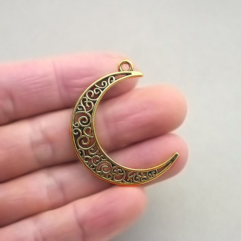 filigree crescent moon charm antique gold CM1154G