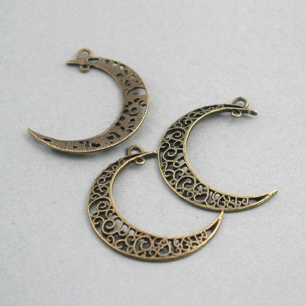 filigree moon charm antique bronze CM0741B 